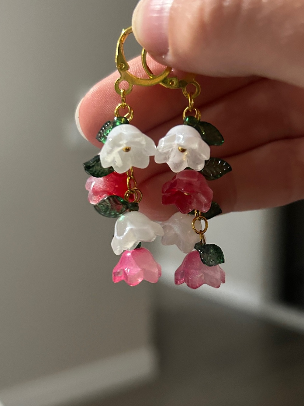 Handmade Pink & White Floral Drop Earrings - Gold Tone